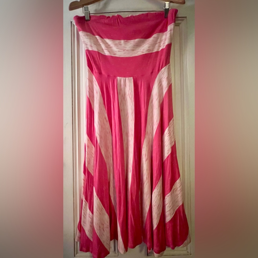 6 Degrees strapless Pink Striped Dress size M